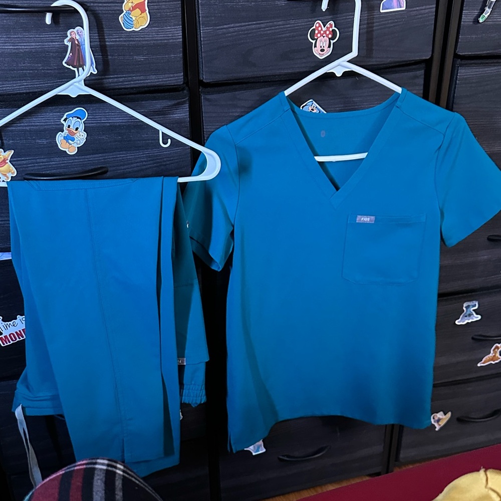 Figs Teal Short Sleeve Top